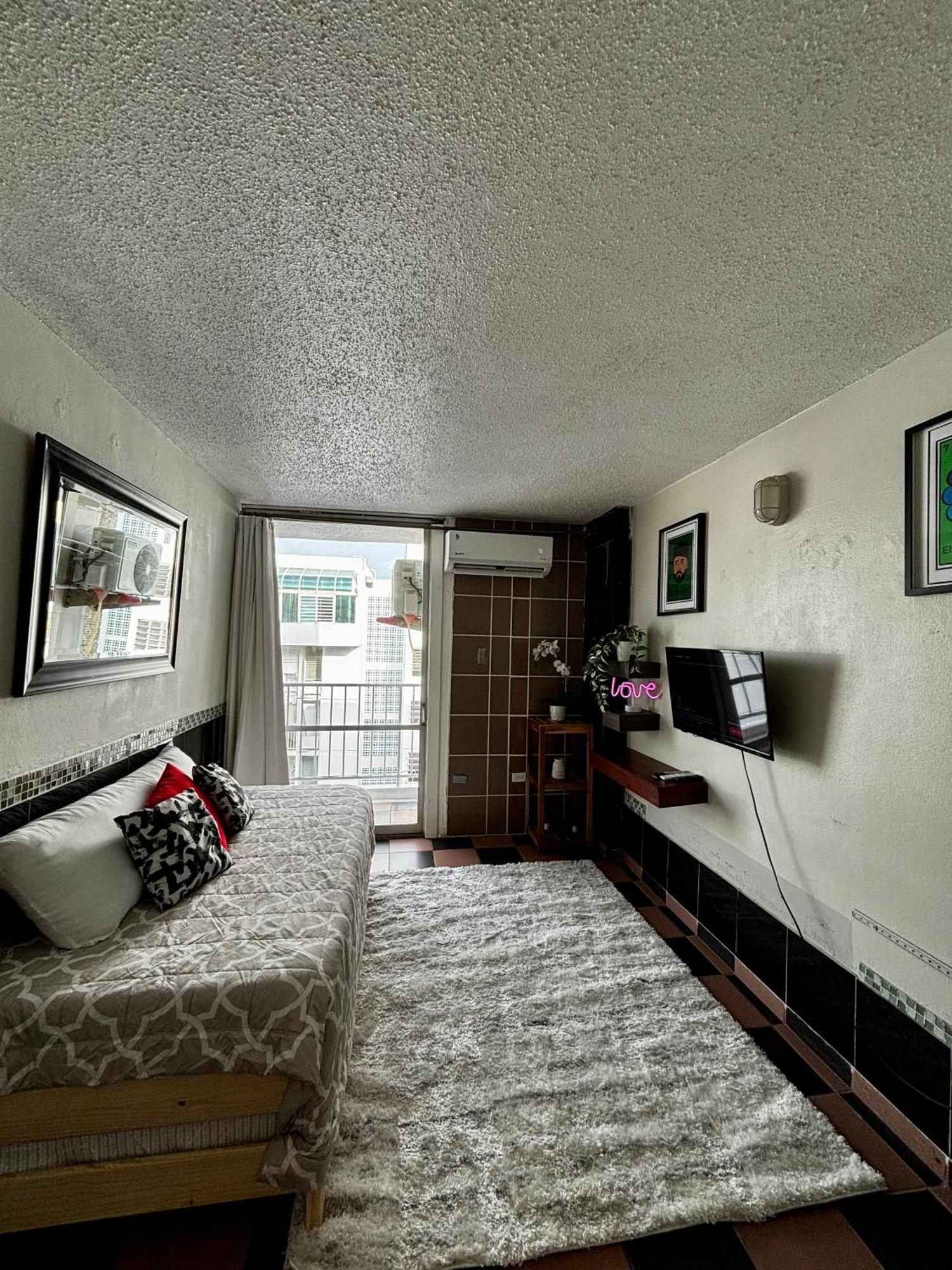 Isla Verde Modern Apartment With Pool San Juan Exterior photo